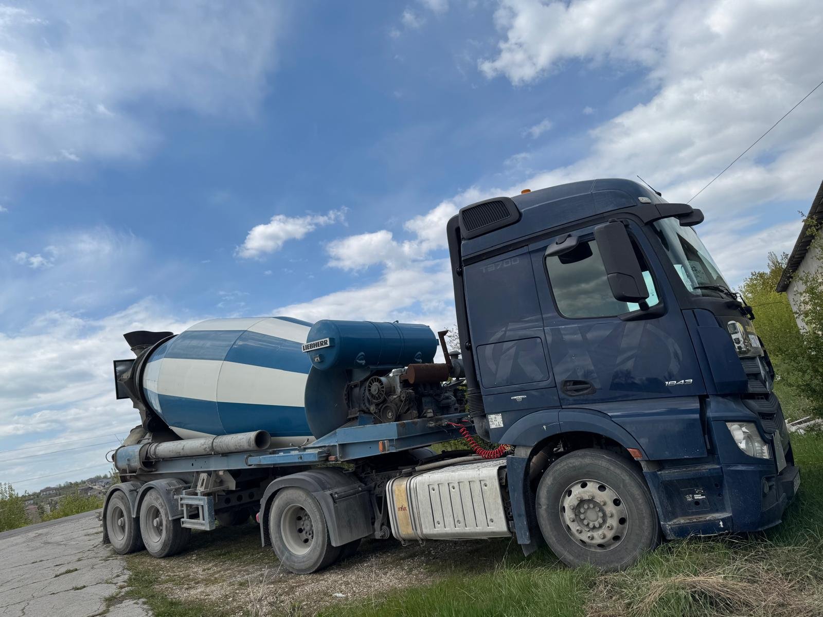 Echipament pentru turnare beton